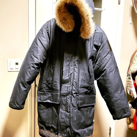 Woods Down insulated Parka Sz Lg - w/fur lined hood - Picture 1 of 7